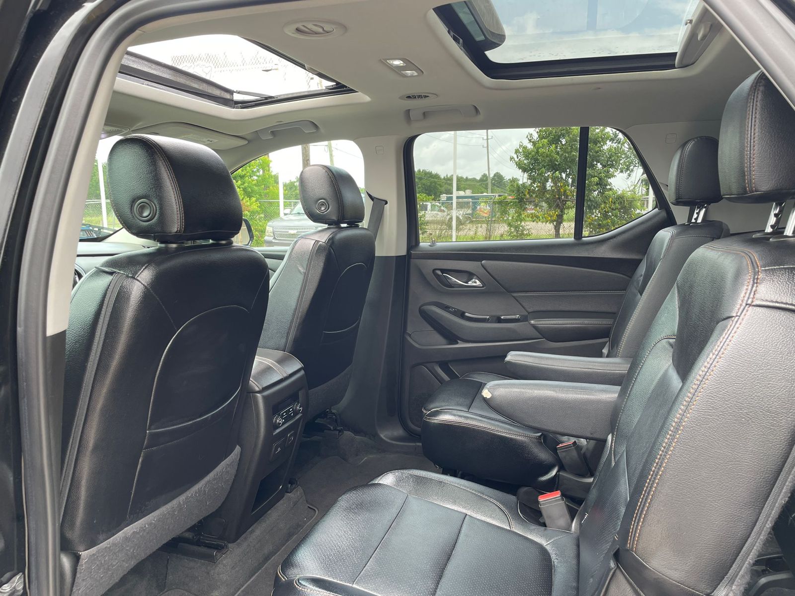2020 Chevrolet Traverse Premier - Photo 11