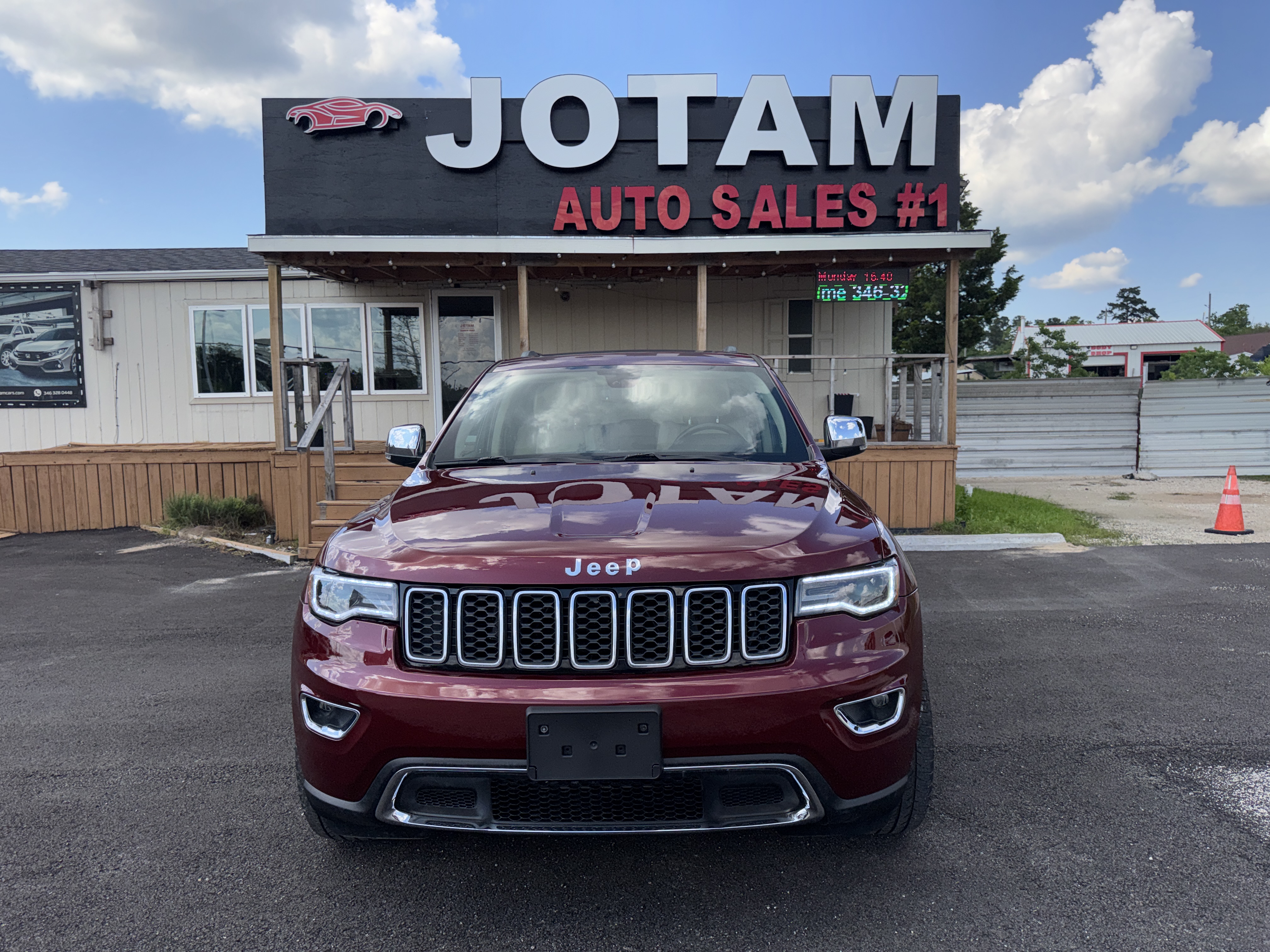 2020 Jeep Grand Cherokee Limited's photo